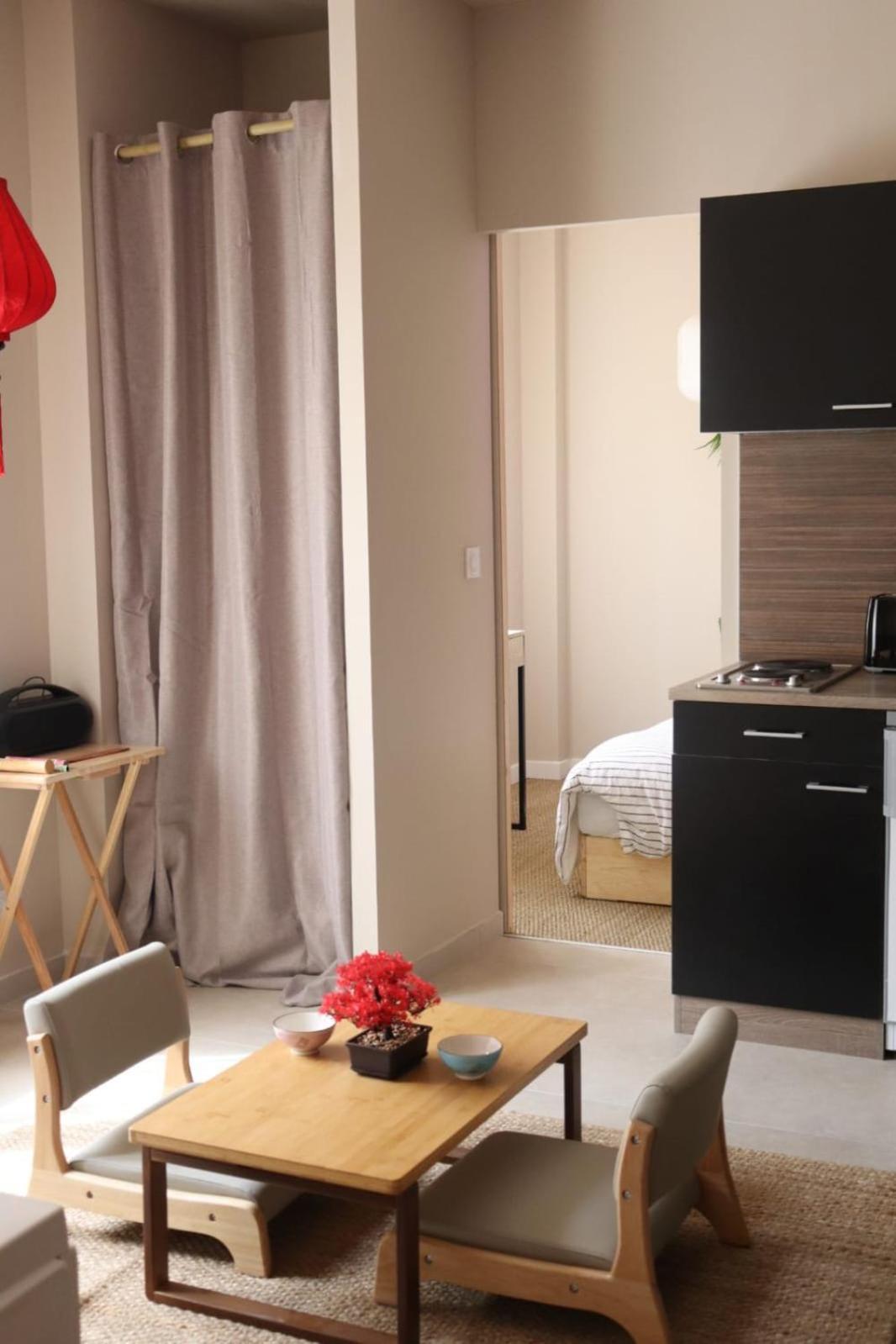 Loveroom Japon Avec Balneotherapie ตูลง ภายนอก รูปภาพ